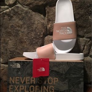 North face Slides